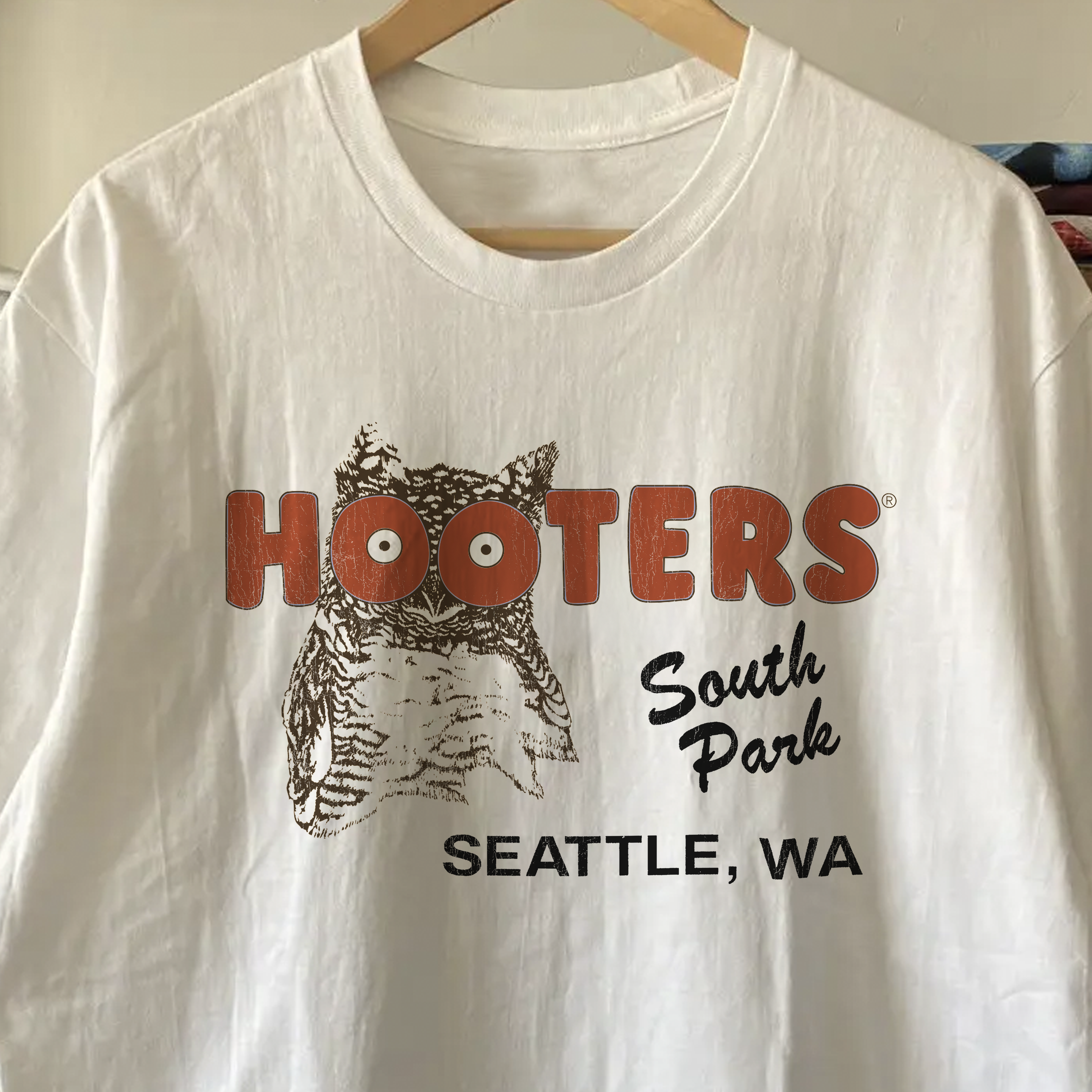 Rare Hooters Seattle Washed White Tee
